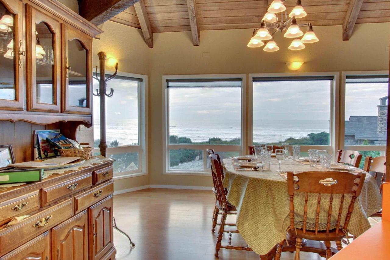 The Yaquina House Villa Newport Exterior photo